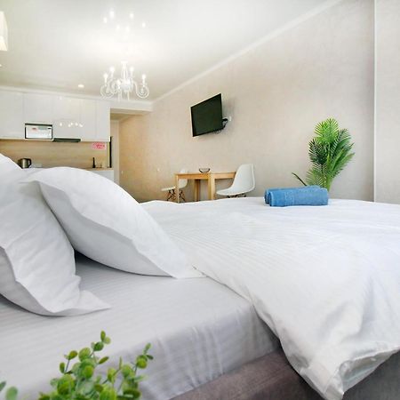Almaty Cozy Apart Hotel Esterno foto